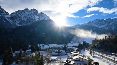 Alpspitz_Ausblick_Balkon_sued_Dorfverkleinert