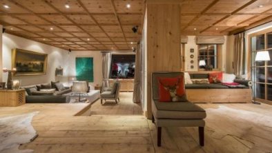 Sophisticated chalet with Tyrolean decor, © bookingcom