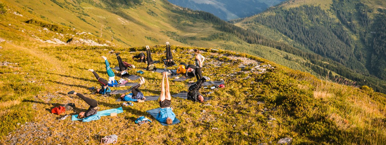 Gemeinsam hochgesteckte Ziele zu erreichen – darum geht es den Teilnehmenden von "The Good Camp" in Tirol, © Christian Riefenberg