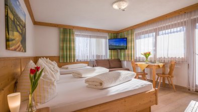 Hotel Theresia Garni - Dreibettzimmer