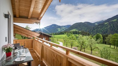 Ferienwohnung_Obersteintal_Reit_13_Soell_Balkon_Au