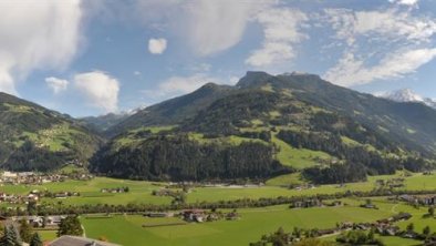 Panorama Hinteres Zillertal Ausblick vom Balkon...