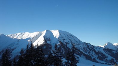 Blick auf den Hoenig und Rastkopf