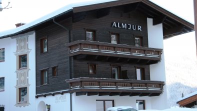 Hausansicht_Hotel_Almjur