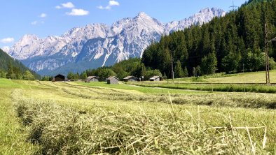 Lähn_ blick auf Mieminger Kette Sonnenspitz