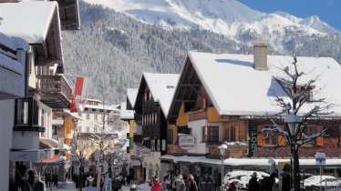 Fussgaengerzone_Haus_Tirol, © TVB St. Anton am Arlberg