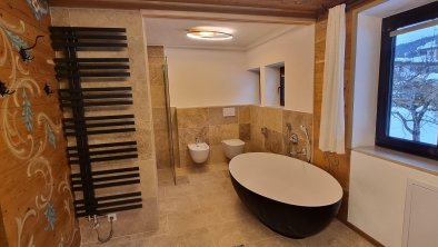 Badezimmer Obergeschoss Villa Tirol Fieberbrunn