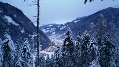 Haus Claudia Zillertal Blick nach Mayrhofen