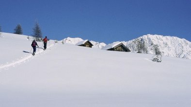 Schitouren in herrlicher Winterlandschaft, © Schneider