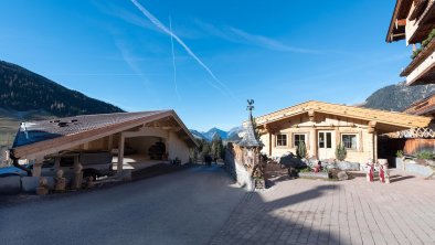 Zirbenchalet_ Rosenhof _Parkplatz_Alpbach, © Photoegger