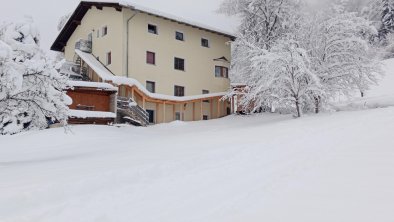 Rauthhof-Pitztal _ Rückseite Aufgang Winter