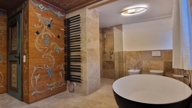 Villa Tirol Fieberbrunn Badezimmer Obergeschoss