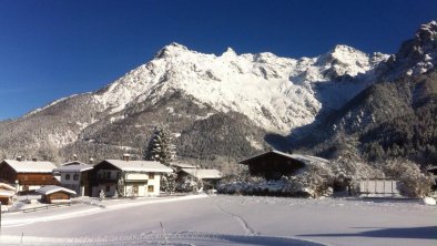 Von der Langlaufoipe der Blick aufs Wagnerhäusl