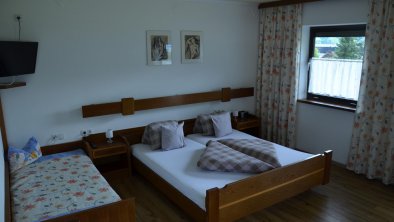 Schlafzimmer 2 Wohnung 2