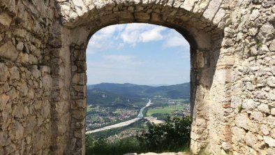 Schlosskopf Ehrenberg mit Blick auf den Lech