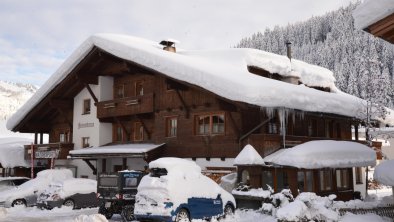 Haus Felsenbrunn im Winter