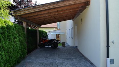 Carport, © Werner Schatz