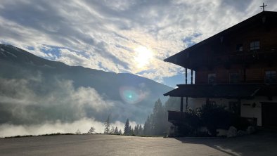 Aussergraben_Alpbach_Nebel