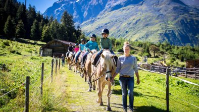 https://images.seekda.net/AT_UAB7-02-17-04/Kinderreiten-144.jpg