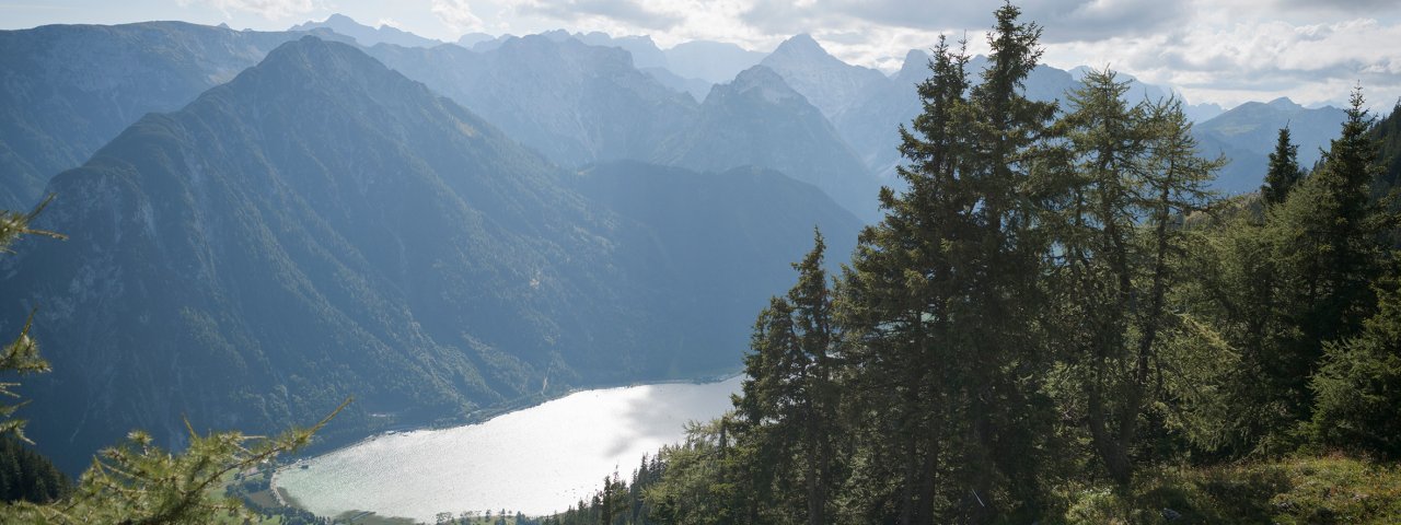 Adlerweg-Etappe 8: Blick auf den Achensee, © Tirol Werbung/Jens Schwarz