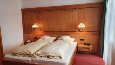 HOTEL WALDHORN, © bookingcom