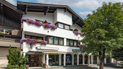 Pension_Rainer_Dorf_37_Ellmau_08_2024_Haus_aussen