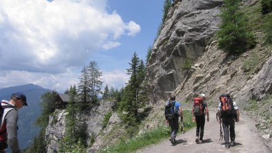 Eine Wanderung  zur Dolomitenhütte