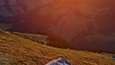 alpbachloft_alpbachtal_sonnenaufgangmitfamilie, © Anna-Christina Moser