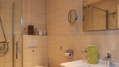 DU/WC vom Dreibettzimmer