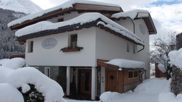 Winterbild-Haus_Buchhammer