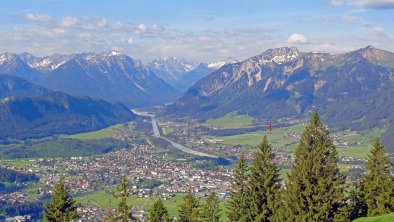 Lage der Ferienwohnungen im Reutener Talbecken