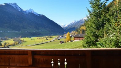 Ferienhaus Stubaiblick  Ausblick Balkon