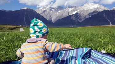 Kurze Rast am Mieminger Plateau, © Tirol Werbung