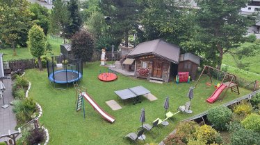 Garten/Spielplatz