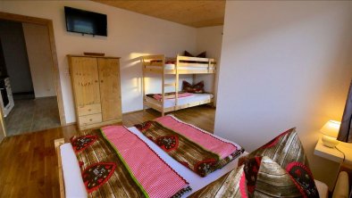 Ferienwohnung Lanser Zillertal Hart/Fügen Zimmer 1