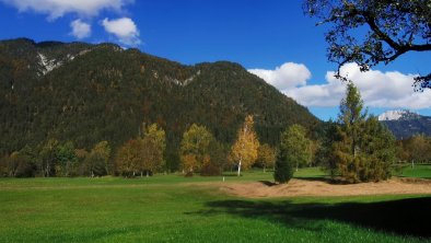 Golfplatz Ansicht Richtung Steinplatte Waidring