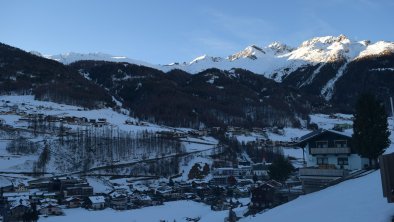 Aussicht Richtung Dorfmitte und Giggijoch