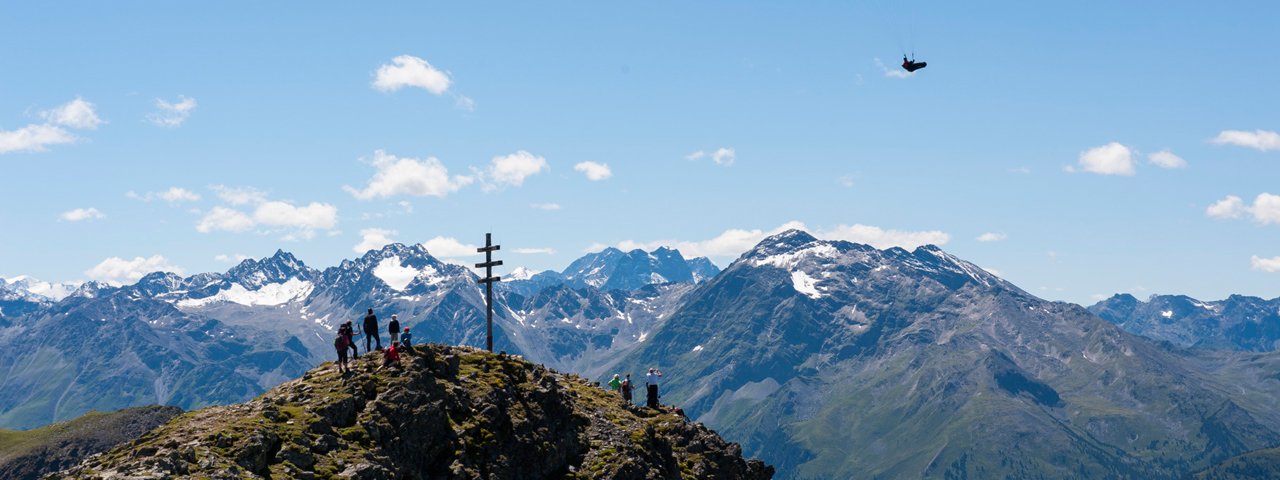 Herrlicher Ausblick vom Wetterkreuzkogel im Ötztal, © Ötztal Tourismus/Matthias Burtscher