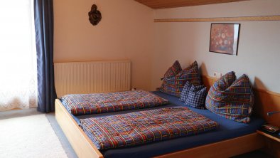 Schlafzimmer Wohnung Enzian