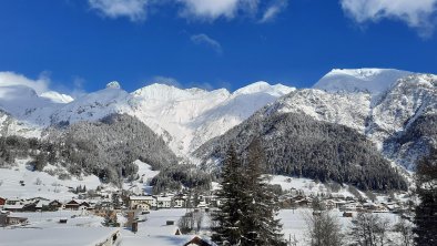 Appartement Silvia - Blick auf Pettneu, © Traxl Silvia