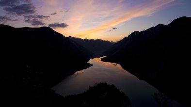 Plansee_Morgenstimmung_Bergansicht_02