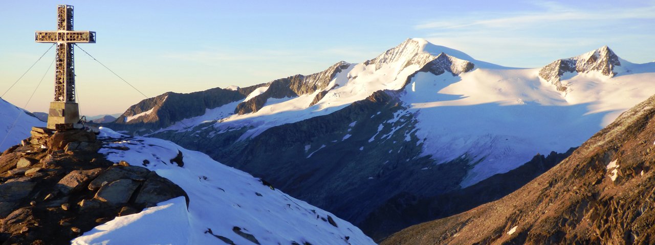 Blick von der Kreuzspitze auf den Großvenediger, © Friedl Kratzer