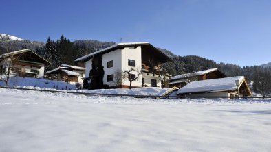 Haus Ascher Winter Header