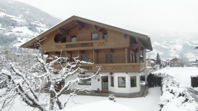 Ferienhaus Tipotsch im Winter