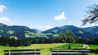 Ausblick vom Hörbighof auf Oberau Sommer FG T.L. R