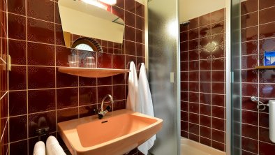 Haus-Romantica-Kirchberg-Brosenbuehel-3-Badezimmer