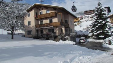 Zillertal-Fügenberg-Landhaus-Kröll-Gästehaus-Winte