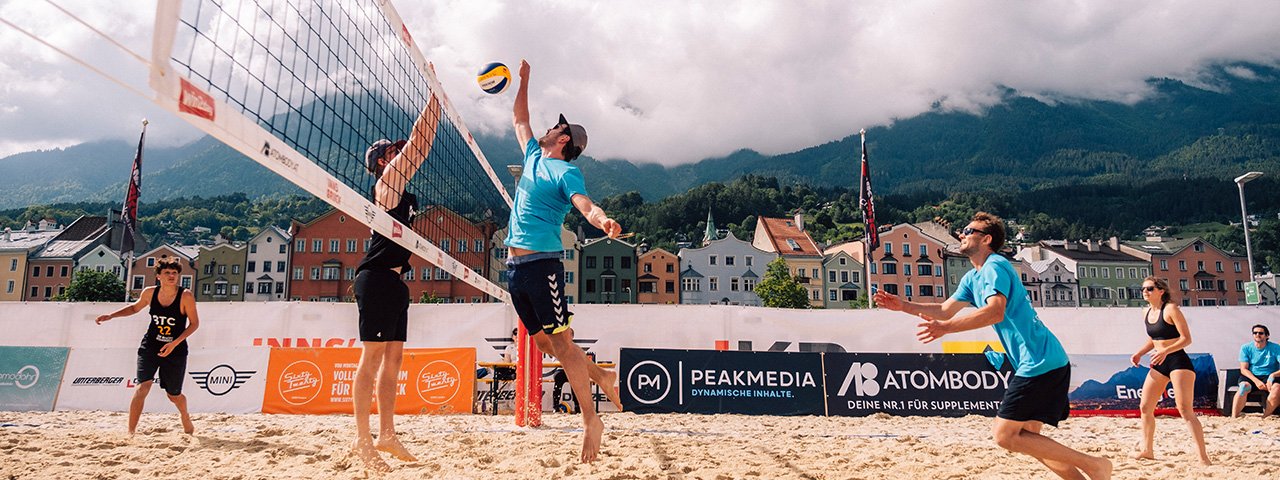 Das Innsbruck Beachevent kommt 2024 wieder in die Innsbrucker Altstadt, © Morepikzz Fotografie