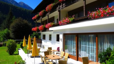 Oetz_Ötztal_Terrasse_Haus Marita