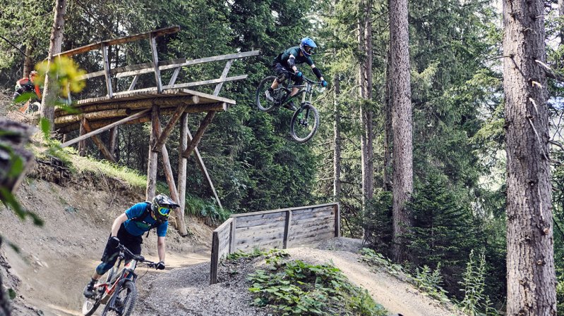 Tricks sind gefragt beim Bikefestival im Bikepark Serfaus-Fiss-Ladis, © TVB Serfaus-Fiss-Ladis / Christian Waldegger